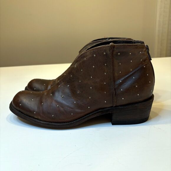 Five Worlds Cordani Women's Studded Leather Ankle Booties Back Zip Size‎ 10 B - Picture 2 of 9